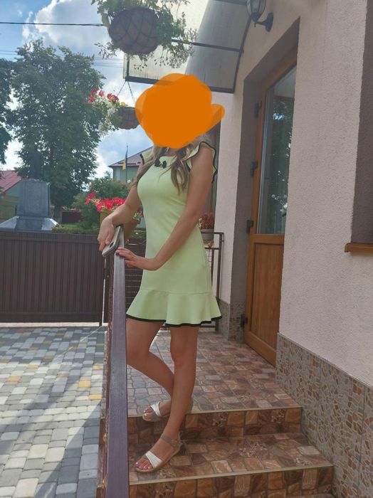 Плаття жіноче, розмір 36