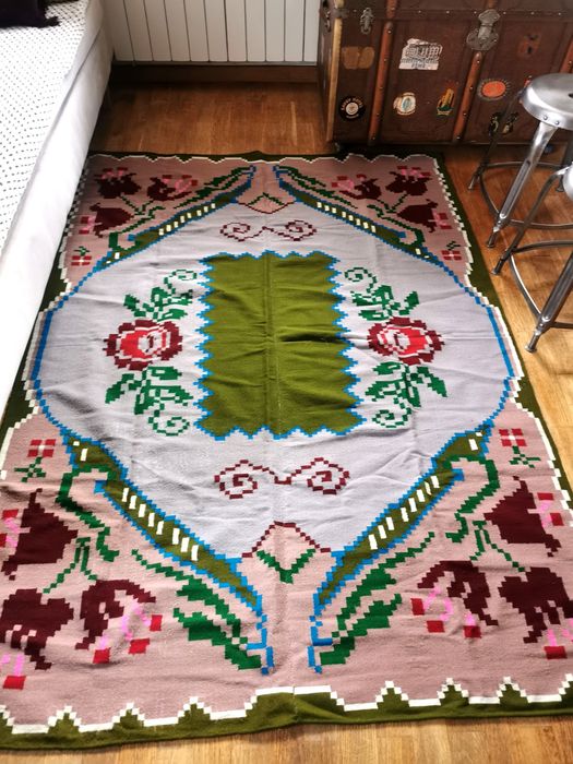 Wełniany Dywan kilim rzemiosło ludowe