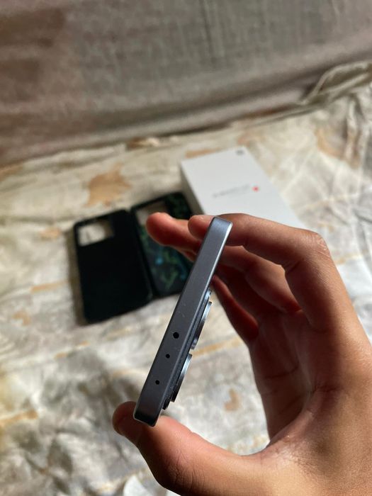 xiaomi  MI 14 T 12 RAM 256 gbs