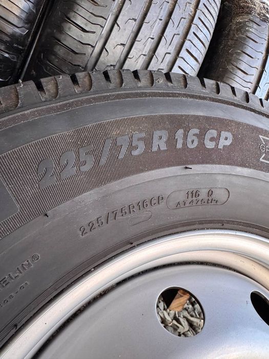 225/75 R16CP (6 130 R16) Michelin Agilis Camping