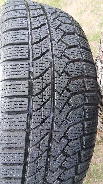 Opony zimowe TRAZANO Z 507 215 55r18 99v