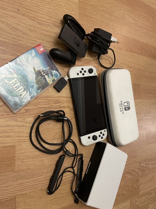 Продаю Nintendo Switch Oled 128gb