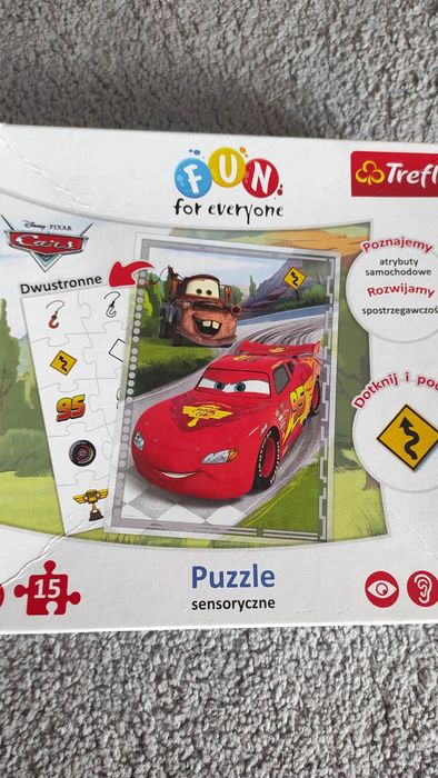 Puzzle sensoryczne Auta