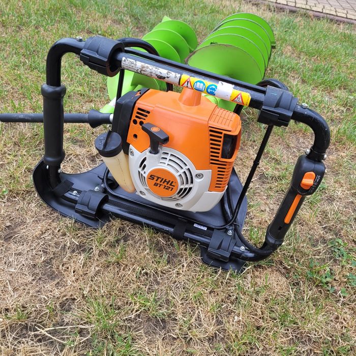 Wiertnica glebowa świder spalinowy Stihl BT121