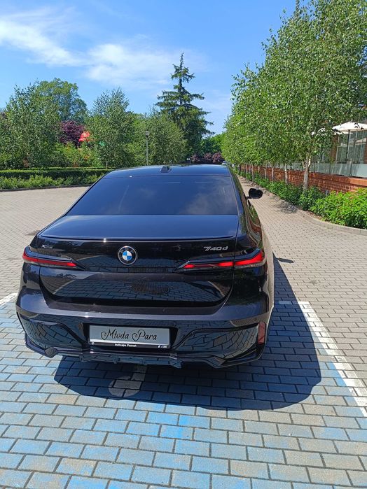 Auto do ślubu BMW 7 Transport VIP z kierowcą