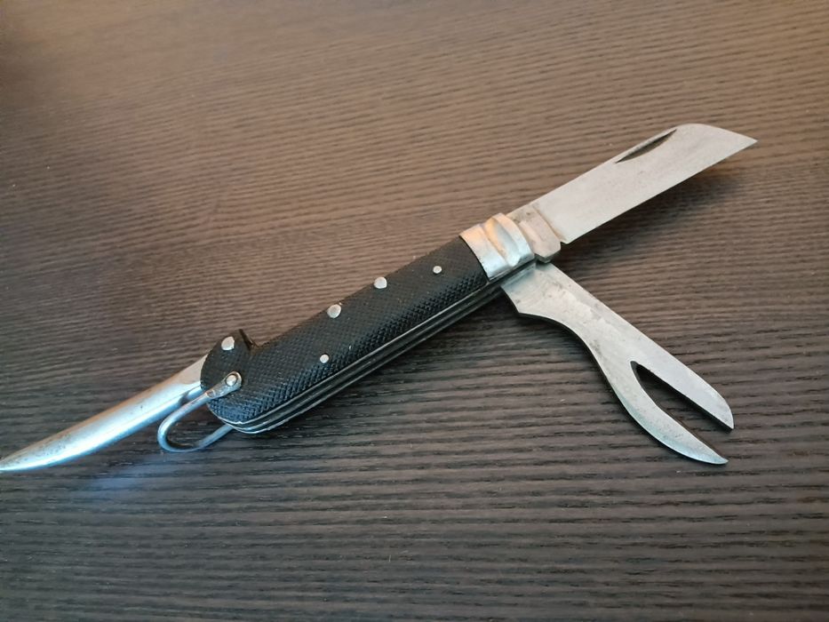 Faca / navalha antiga com lâmina, abre latas e tira nós