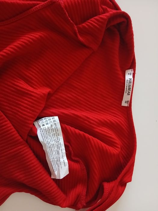 Body czerwone Pull and Bear M 38 bluzka top