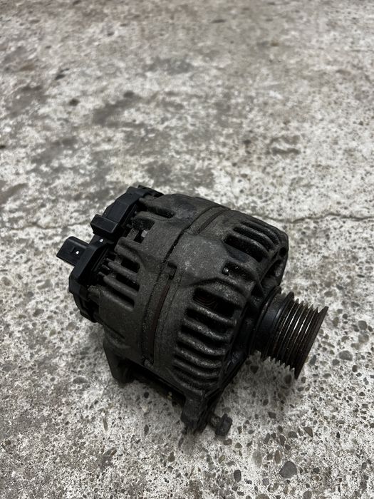 Alternator Bosch 90A Skoda Fabia I VW Seat Audi