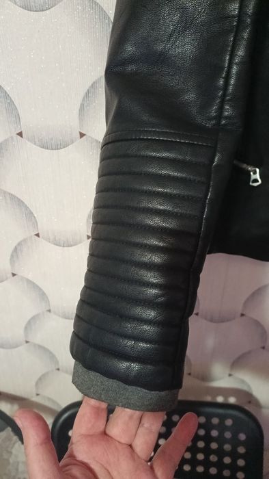 Куртка COLIN'S короткая натуральная кожа деми 44-46 р.