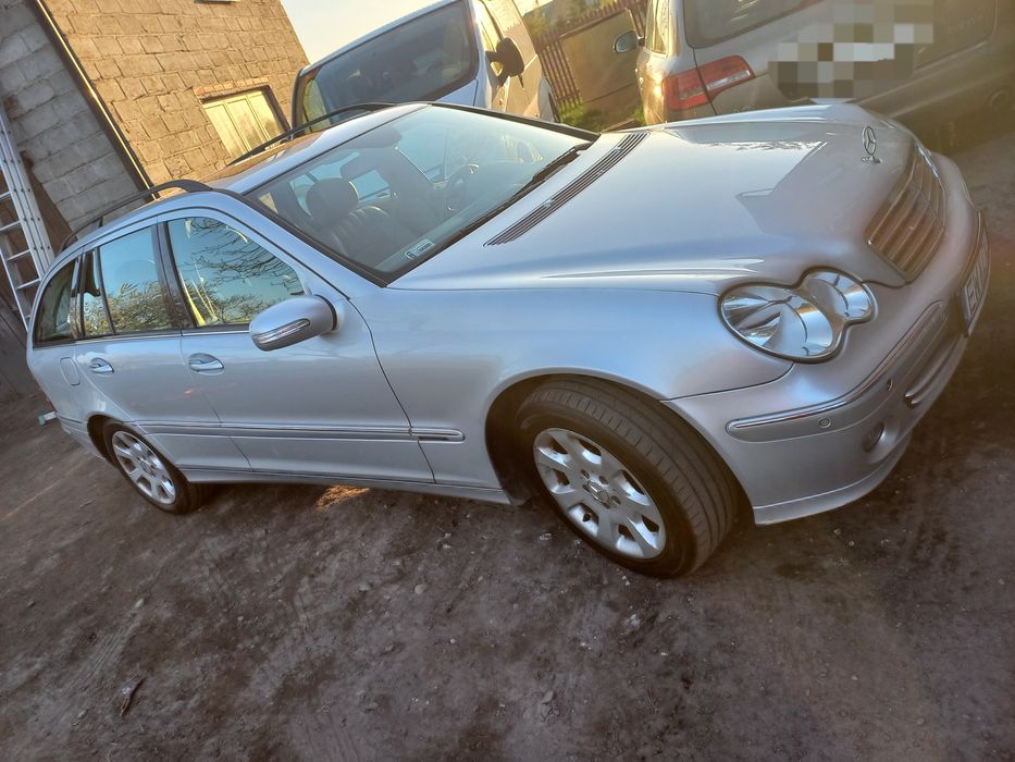 Sprzedam Mercedes W203 C Klasa 1,8 Benzyna + LPG, OC i przegląd do 2027 roku