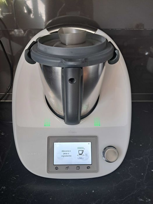 Robo de cozinha bimby