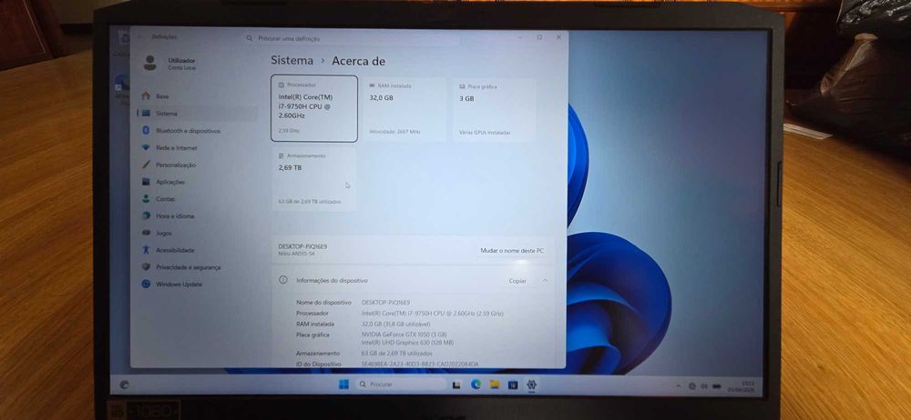 Acer Nitro 5 Intel Core i7, 32GB RAM, 3 Discos SSD 1TB/cada (como novo)