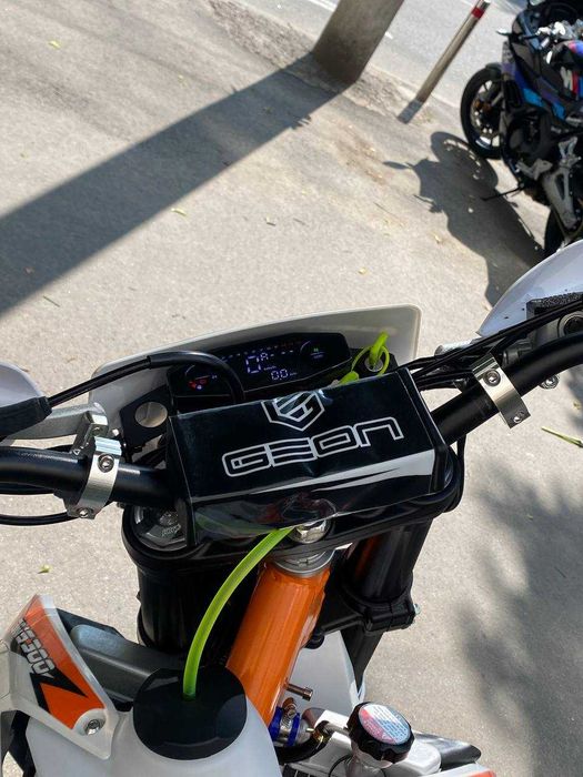 Мотоцикл GEON DAKAR GNS 300