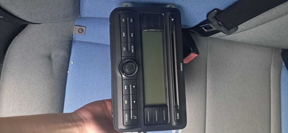 Radio samochodowe dance do skoda fabia 2 2008 rocznik, bez ramki