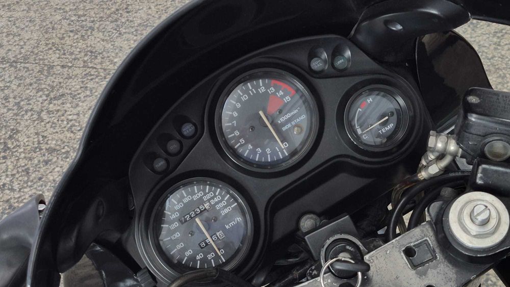 Honda CBR 600 f2