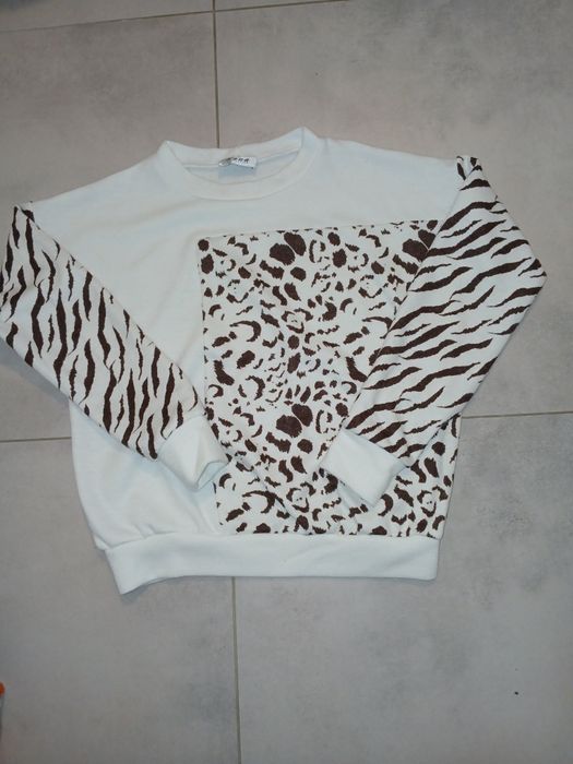Sweter damski panterka kolor biało brązowy Xana Collection rozmiar uni