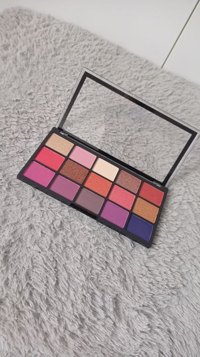 Paleta cieni do powiek MUA nowa