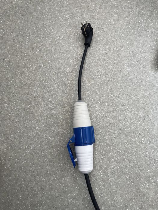 Адаптер, перехідник, конектор 32 ампера на 16 ампер