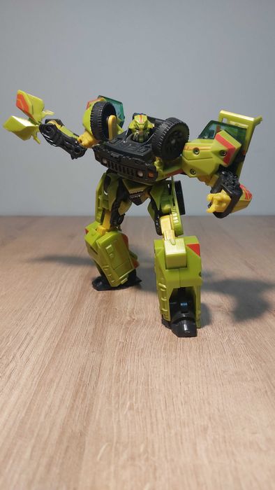 Transformers Revenge of the Fallen Ratchet -  Voyager