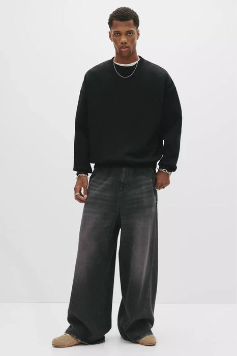 Базовий світшот квадратного крою XS S pullandbear