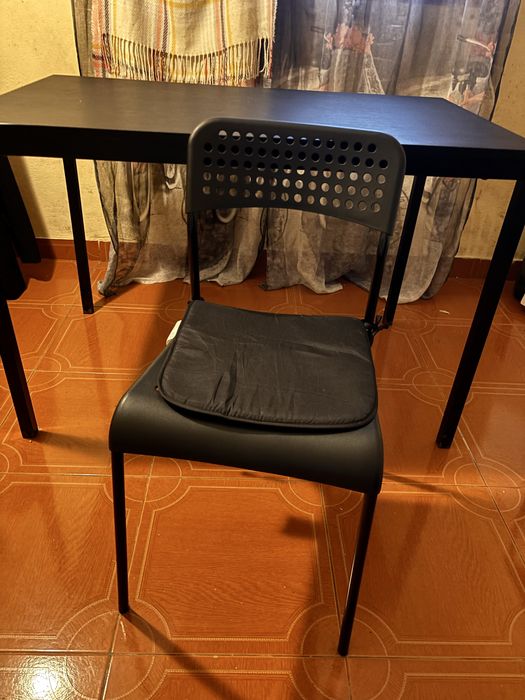 Mesa com 4 cadeiras ikea