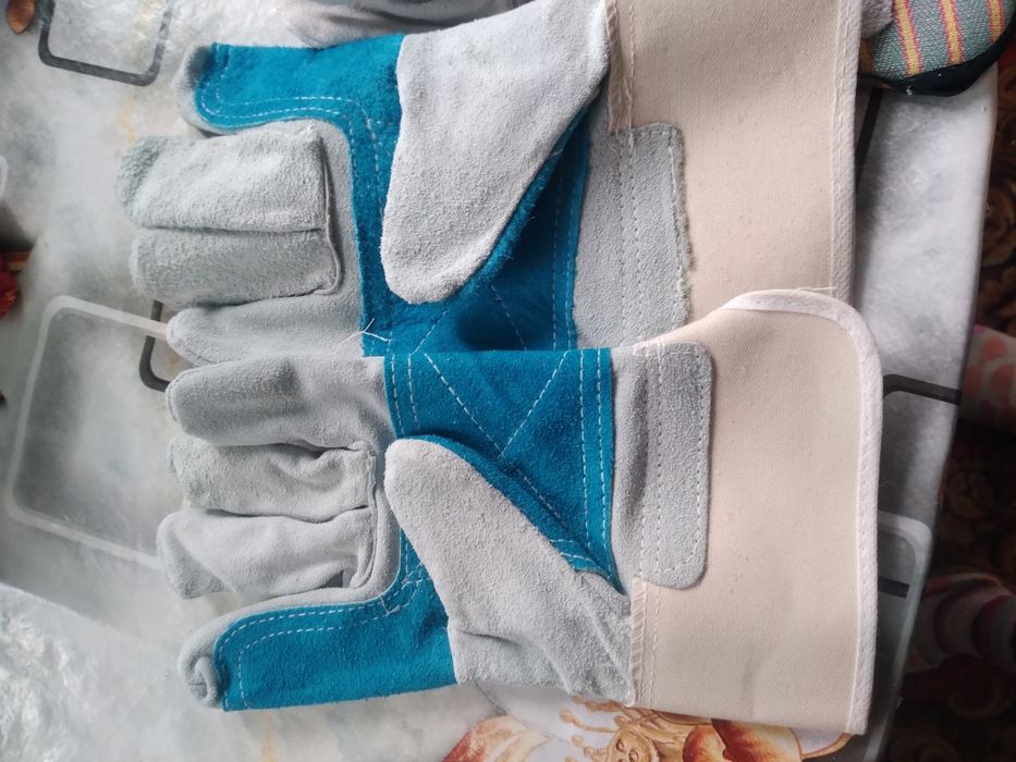 Робочі рукавиці .