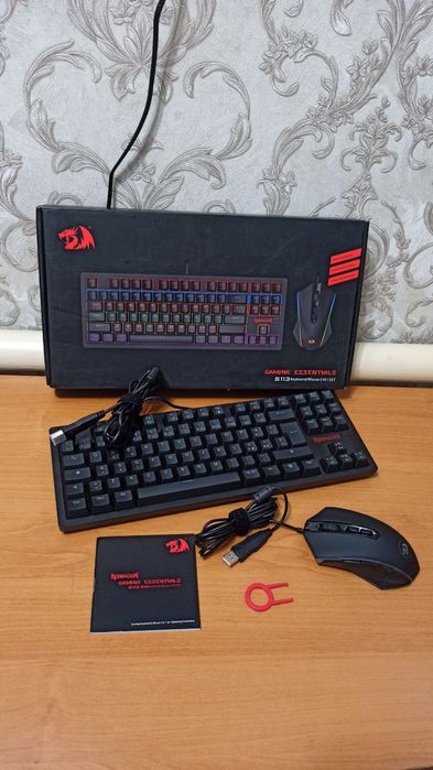 Ігровий комплект Redragon Gaming Essentials S113-KN, що складається з