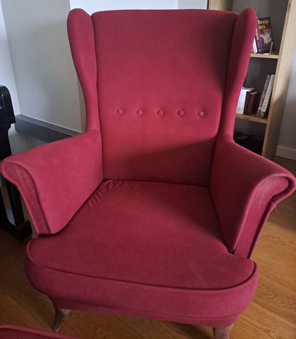 Fotel z podnóżkiem