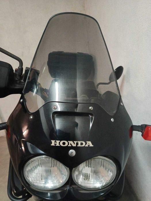 AfricaTwin XRV 750 Dezembro 2002 (ultimo ano desta geração) - 1 dono muito estimada.