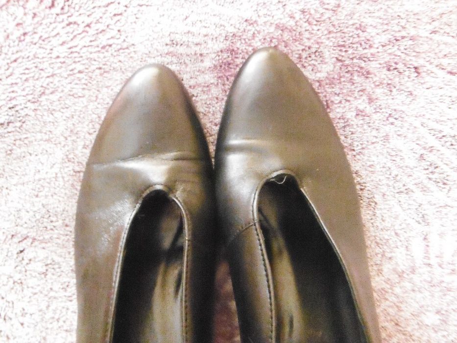 sprzedam buty skórzane