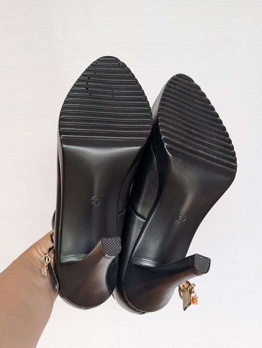 Buty na obcasie r.32 33, 21 cm