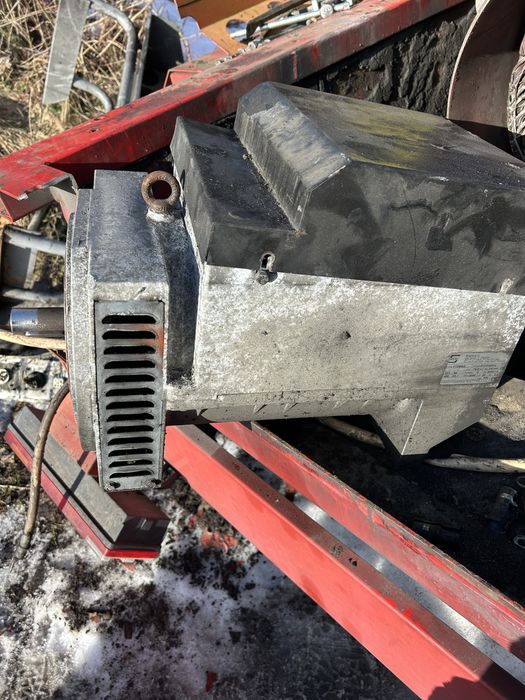 Agregat pradnica Sincro FT2mbs 400v /230 50hz 16KVA /12kw