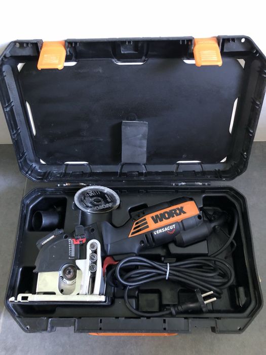 Міні пила WORX WX 420