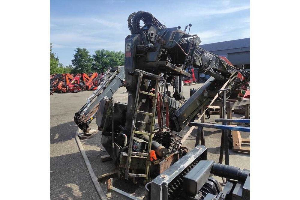 hds manipulator budowlany hiab 166 L palfinger atlas fassi