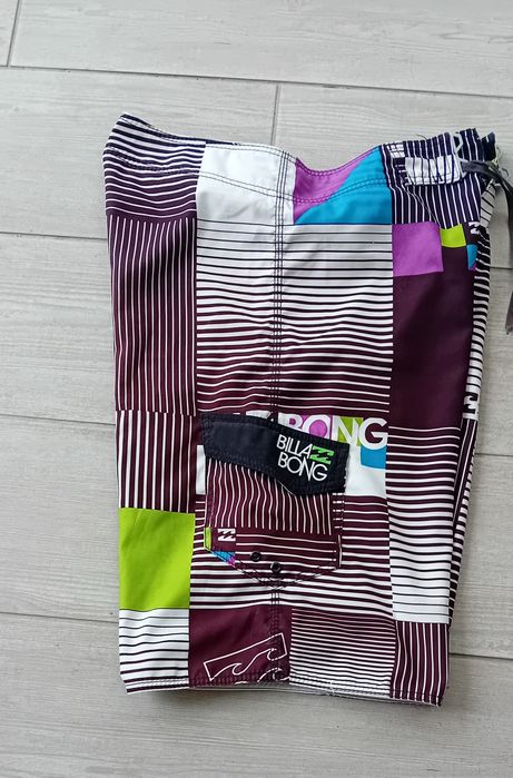 Calções de banho Billabong em excelente estado