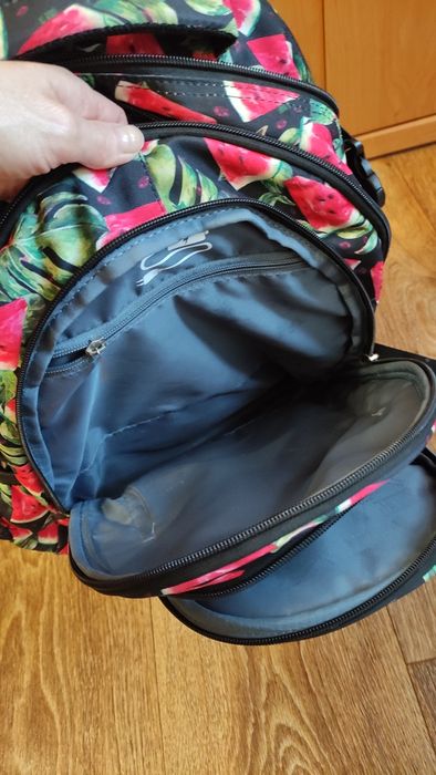 Продам рюкзак шкільний