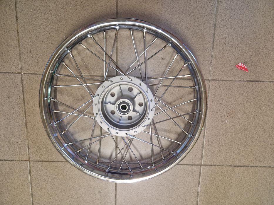Nowe wycentrowane koło tyl wsk 125 b1 b3 kos gil Bąk lelek pl r18"