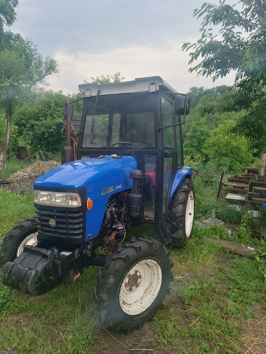 Продам тракторець.