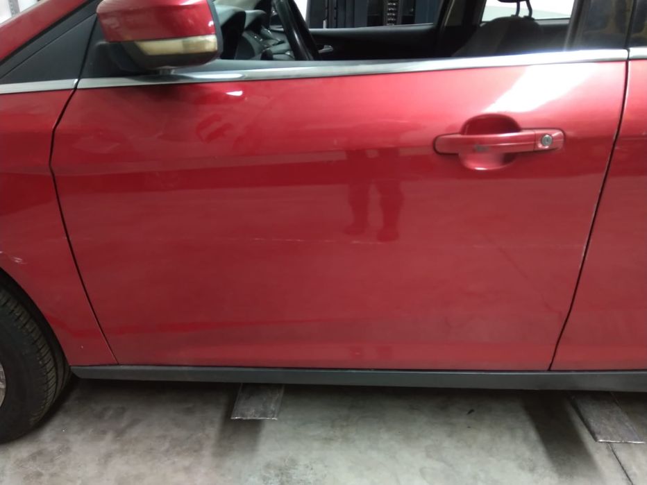 Porta Frente Esquerda 1706279 - FORD FOCUS III três volumes