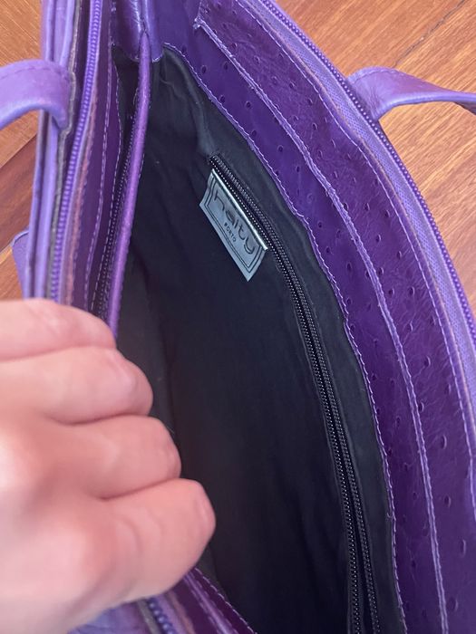 Carteira roxa pele