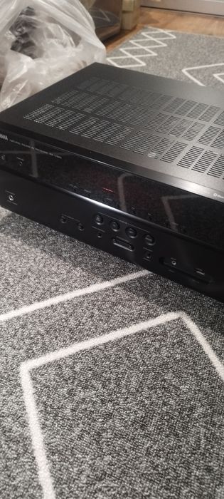 Amplituner Yamaha RX V485