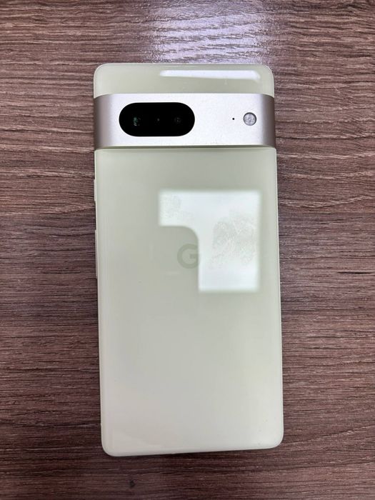 Google pixel 7 128 Гб, б/у