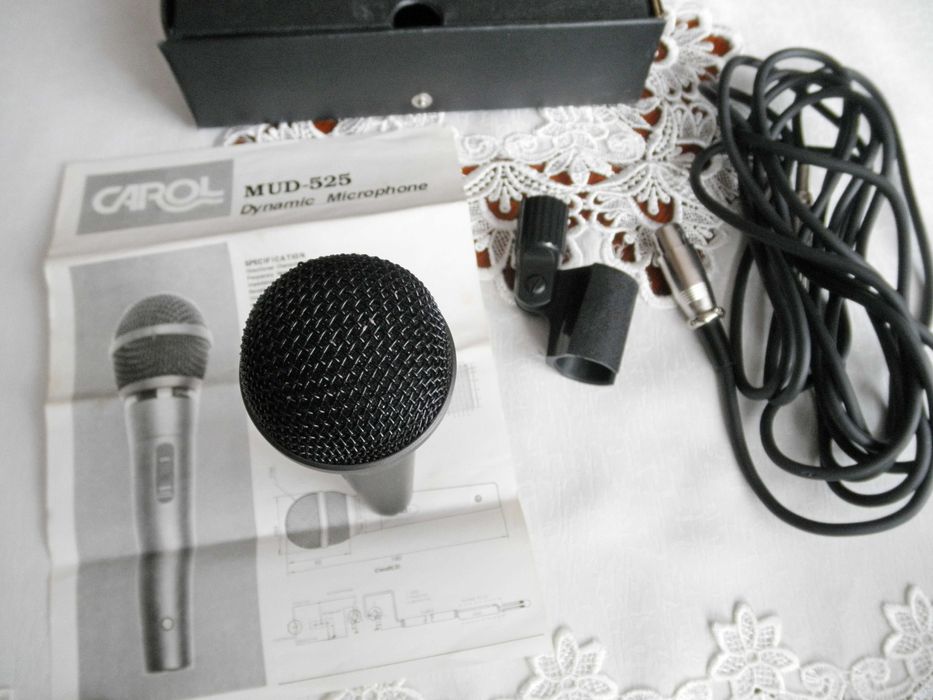Mikrofon dynamiczny CAROL MUD- 525 . Wokalny . Stan BDB.