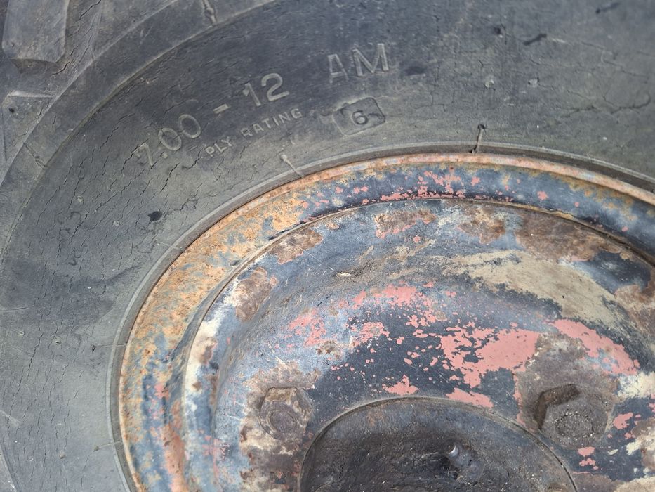 Sprzedam oś z kołami