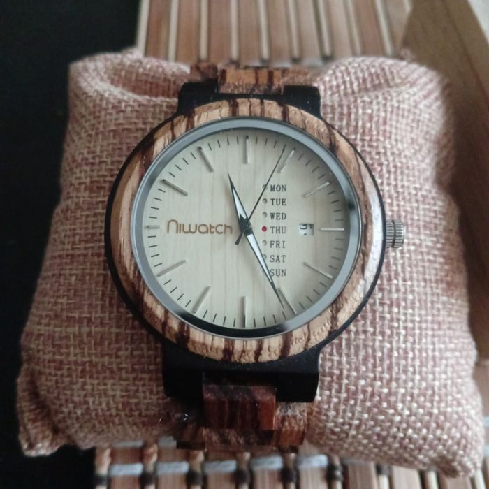 Zegarek męski drewniany Niwatch