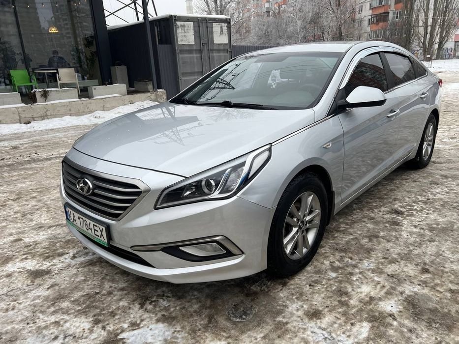 Оренда авто Хюндай Соната Тойота Камрі Киа К5 під таксі з викупом