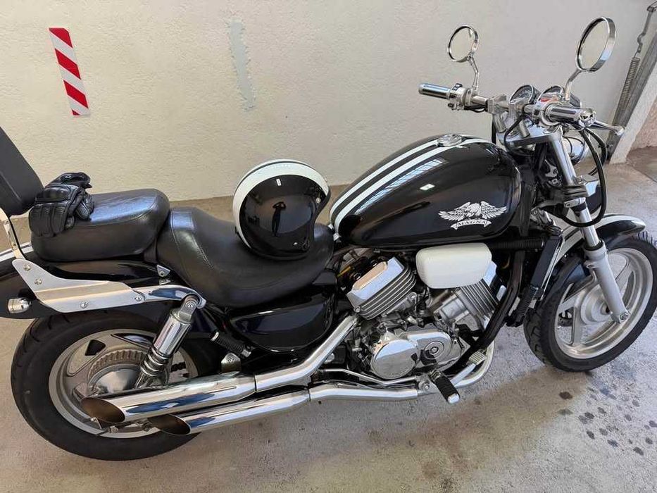 Honda VF750C Magna - Impecável