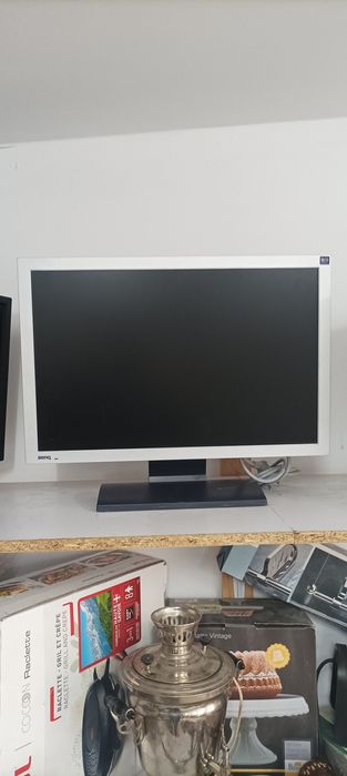 Продам монітор LG Benq