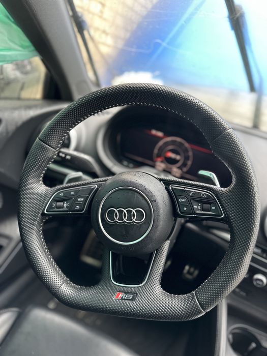 Руль мульти ауди rs3 s3 a3 a4 s4 s5 rs5 rs6 tt с лепестками и подушкой