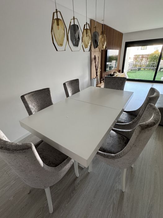 Mesa + cadeiras sala